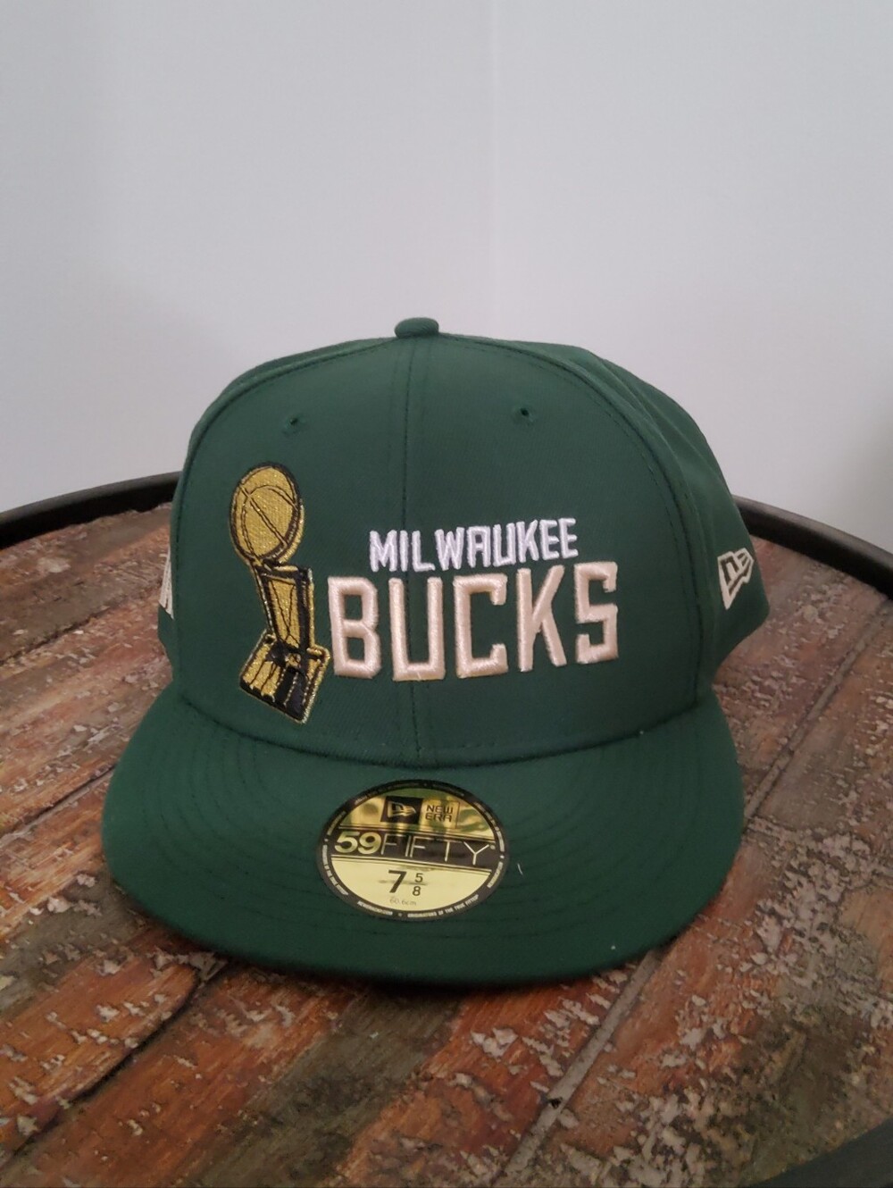 New Era Milwaukee Bucks 2021 NBA Champions 59FIFTY Fitted Hat – Size 7 5/8